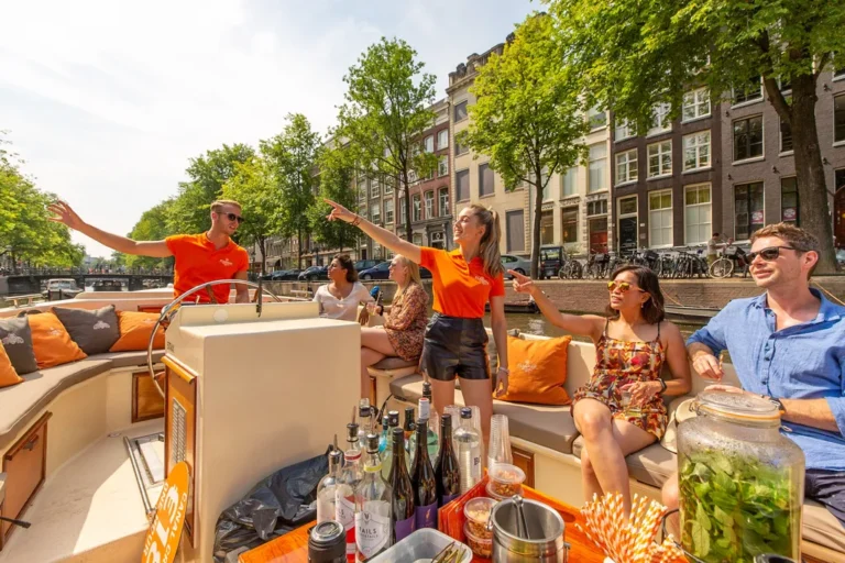 Amsterdam Luxury Boat Canal Cruise – Central Station Departure
