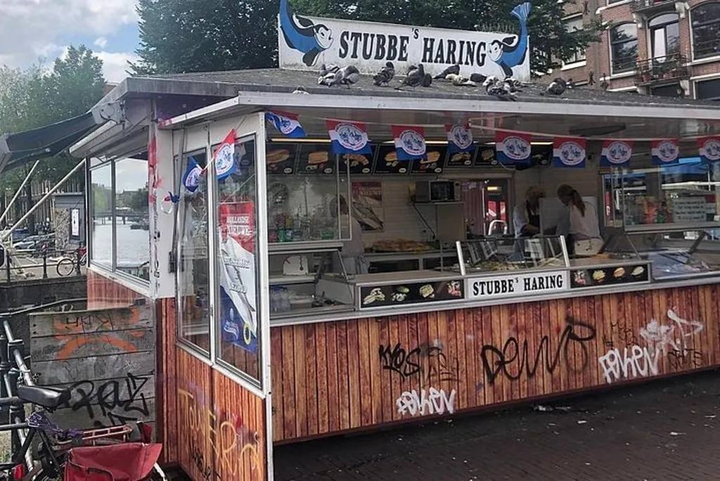 Secrets of Amsterdam 01